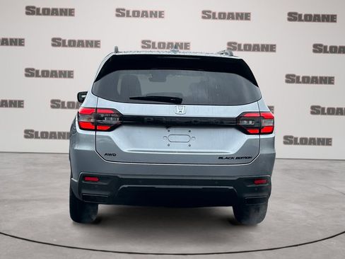 New 2026 Honda Pilot Black Edition image 4