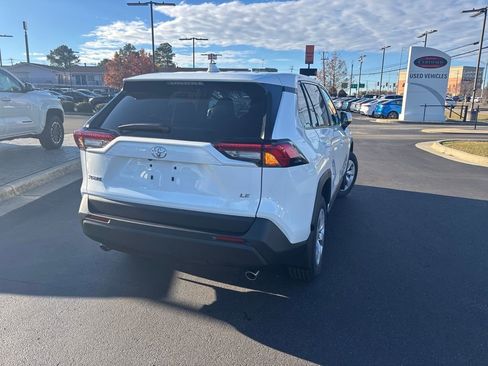 New 2025 Toyota RAV4 LE image 5