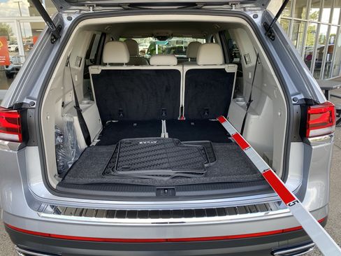 Certified 2026 Volkswagen Atlas SE AWD/4WD image 16