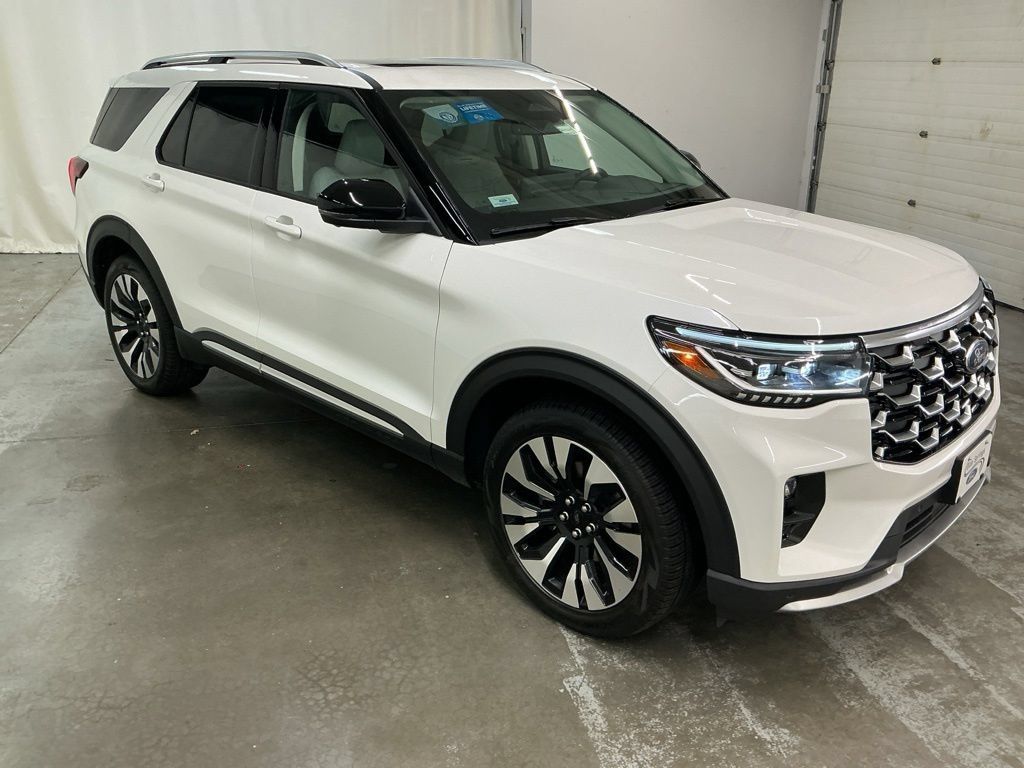 New 2026 Ford Explorer Platinum w/ LUX Leather Package AWD/4WD image 17