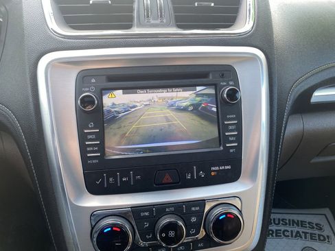 Used 2016 GMC Acadia SLT w/ Premium Edition image 28