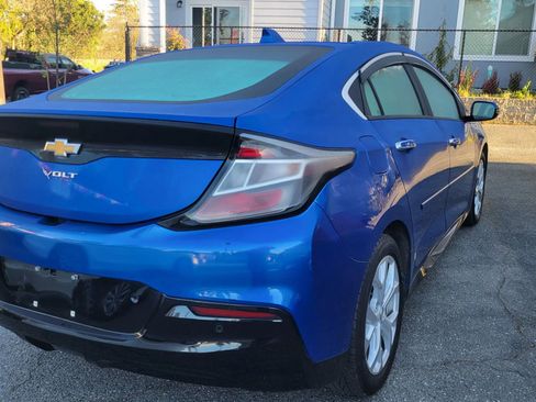 Used 2017 Chevrolet Volt Premier w/ Driver Confidence II Package image 5