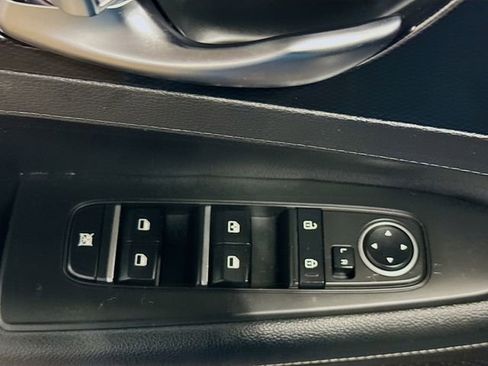 Used 2023 Kia Forte GT-Line w/ GT-Line Premium Package image 11