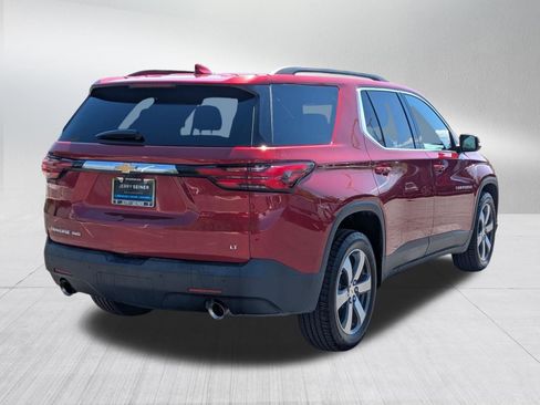 Certified 2022 Chevrolet Traverse LT w/ LT Premium Package AWD/4WD image 6