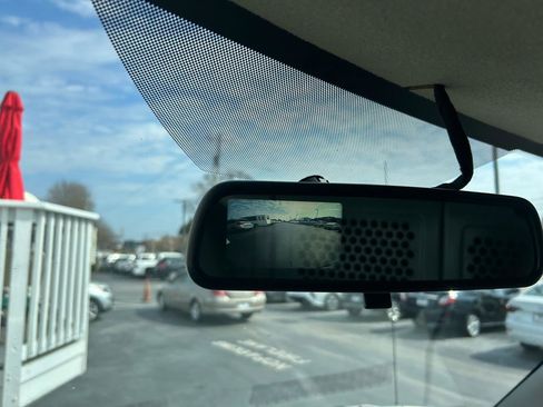 Used 2022 Chevrolet Express 2500 w/ Driver Convenience Package image 23