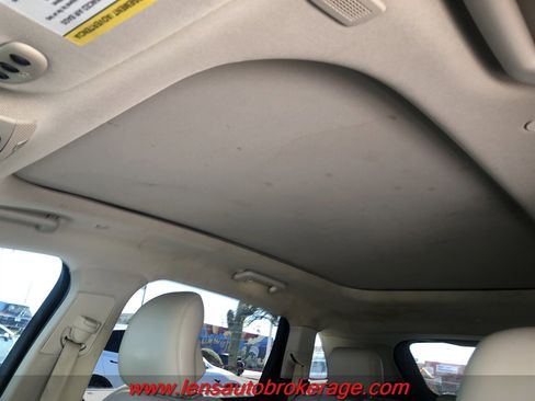 Used 2019 Lincoln Nautilus Reserve image 15