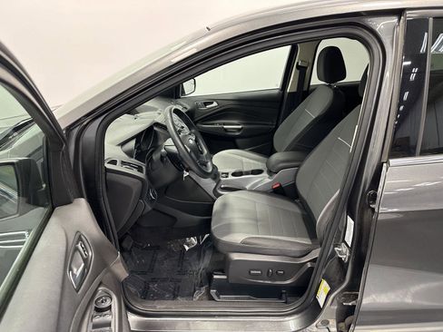 Used 2015 Ford Escape SE image 14
