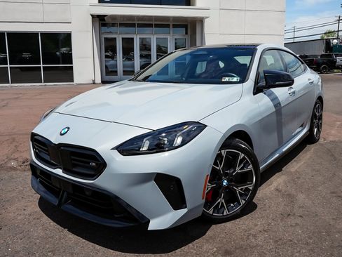 Used 2025 BMW M235i xDrive w/ Premium Package AWD/4WD image 46