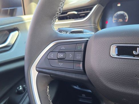 New 2025 Jeep Grand Cherokee Laredo X image 31