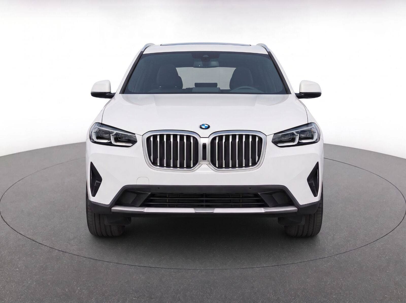 Used 2024 BMW X3 xDrive30i w/ Convenience Package AWD/4WD image 2