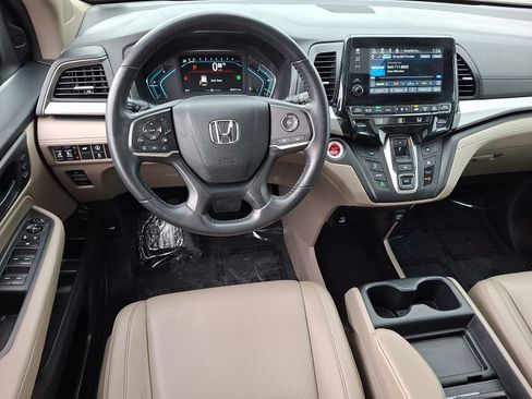Used 2023 Honda Odyssey EX-L image 13