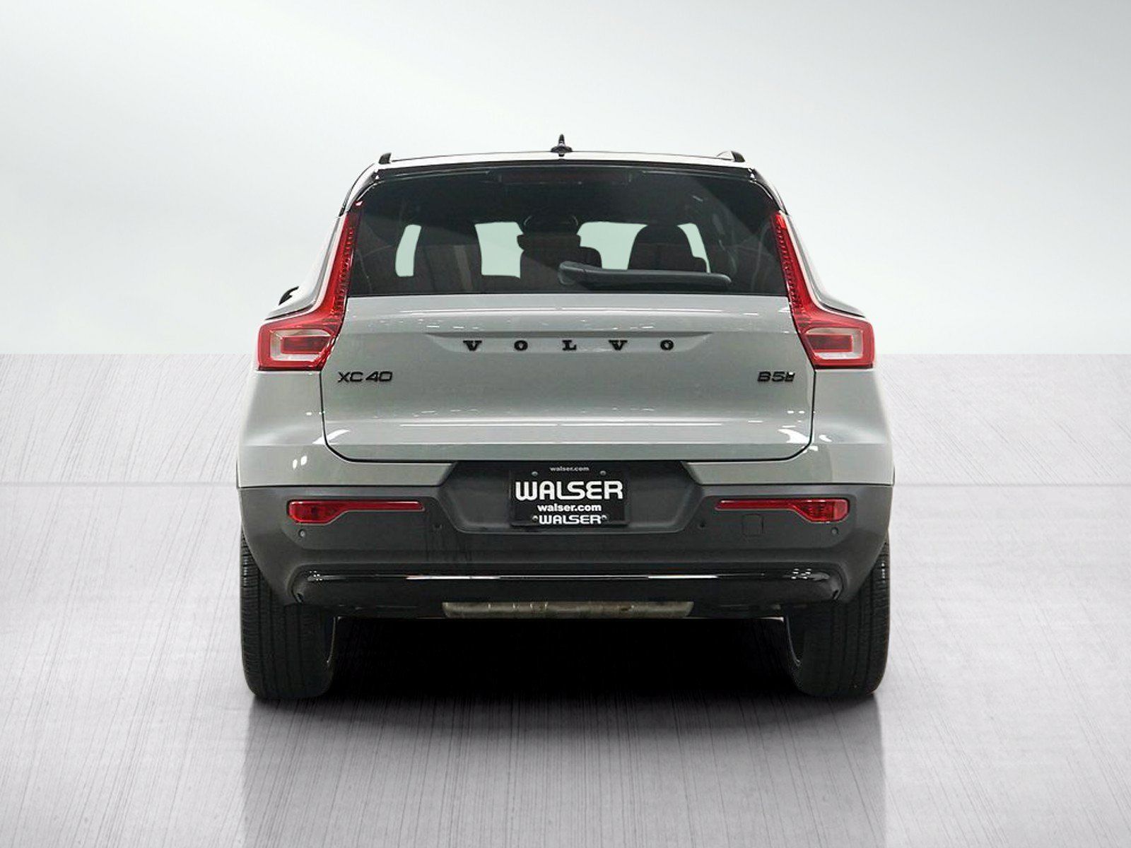 Used 2026 Volvo XC40 B5 Ultra w/ Protection Package Premier AWD/4WD image 4