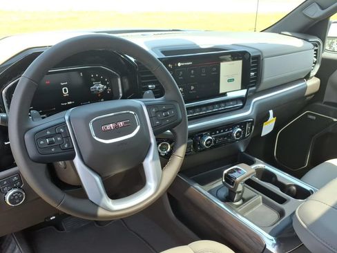 New 2026 GMC Sierra 1500 SLT w/ SLT Premium Plus Package AWD/4WD image 18