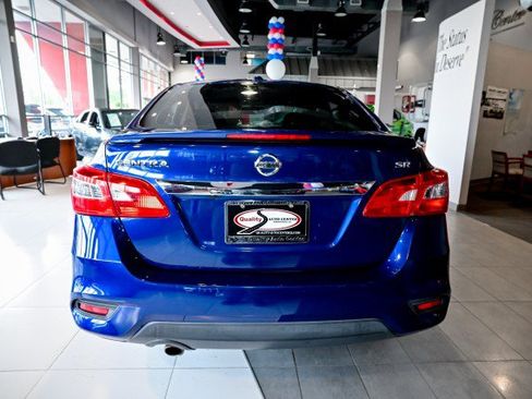 Used 2017 Nissan Sentra SR w/ Electronics Package FWD image 6