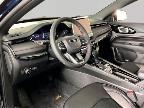 New 2026 Jeep Compass Trailhawk AWD/4WD image 8