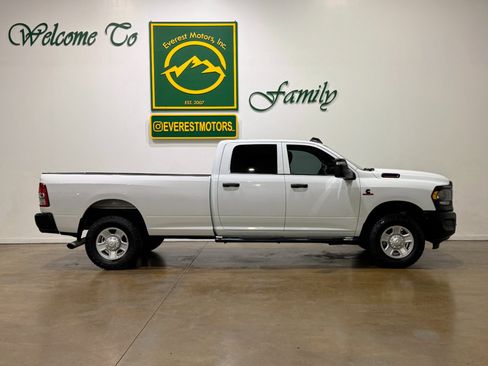 Used 2023 RAM 3500 Tradesman w/ Snow Chief Group image 9