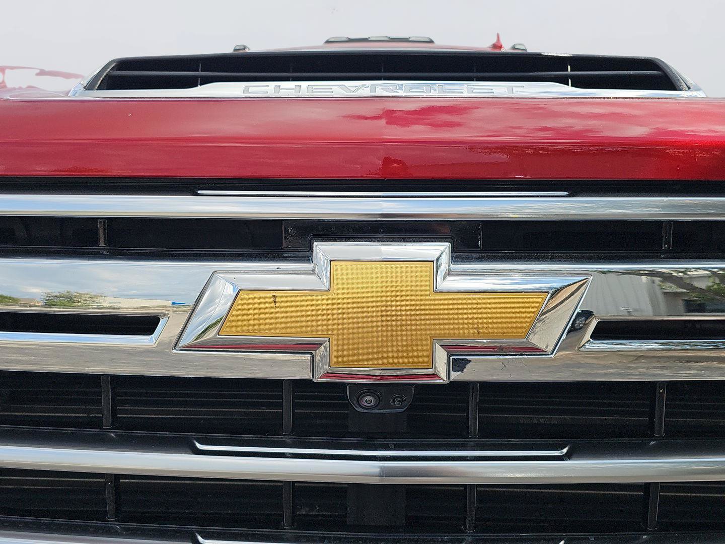 Used 2024 Chevrolet Silverado 2500 High Country w/ Technology Package AWD/4WD image 9
