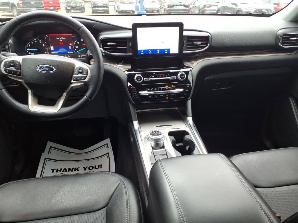Certified 2022 Ford Explorer Limited w/ Equipment Group 301A AWD/4WD image 13