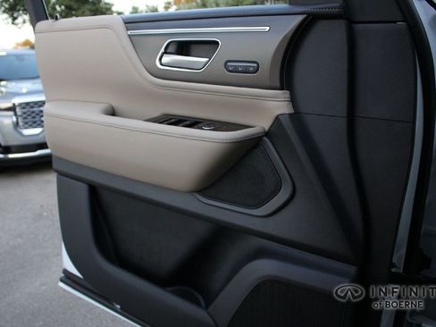 New 2026 INFINITI QX80 Pure AWD/4WD image 16