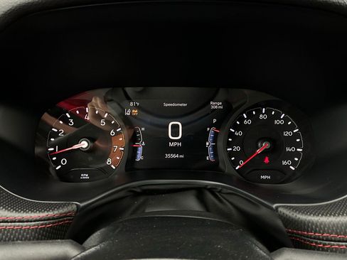 Used 2025 Jeep Compass Trailhawk image 38