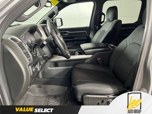 Used 2019 RAM 1500 Big Horn AWD/4WD image 12
