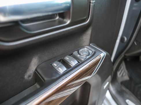 Used 2020 Chevrolet Silverado 1500 RST w/ All-Star Edition image 9