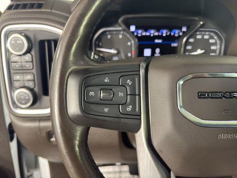Used 2020 GMC Sierra 2500 Denali w/ Denali Ultimate Package AWD/4WD image 19