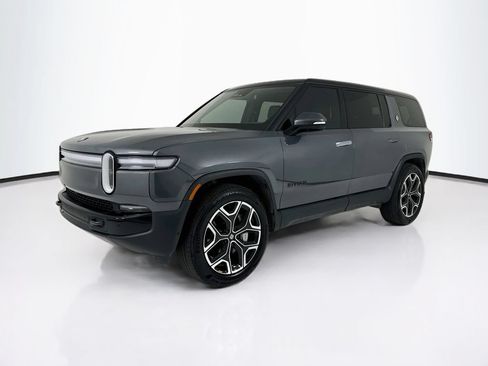 Used 2025 Rivian R1S Adventure AWD/4WD image 1