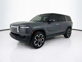 Used 2025 Rivian R1S Adventure AWD/4WD video 1