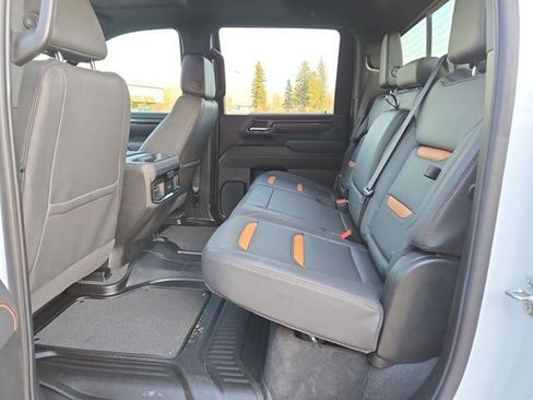 Used 2025 GMC Sierra 3500 AT4 w/ AT4 Premium Plus Package image 32
