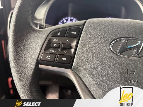 Used 2020 Hyundai Tucson SE FWD image 11