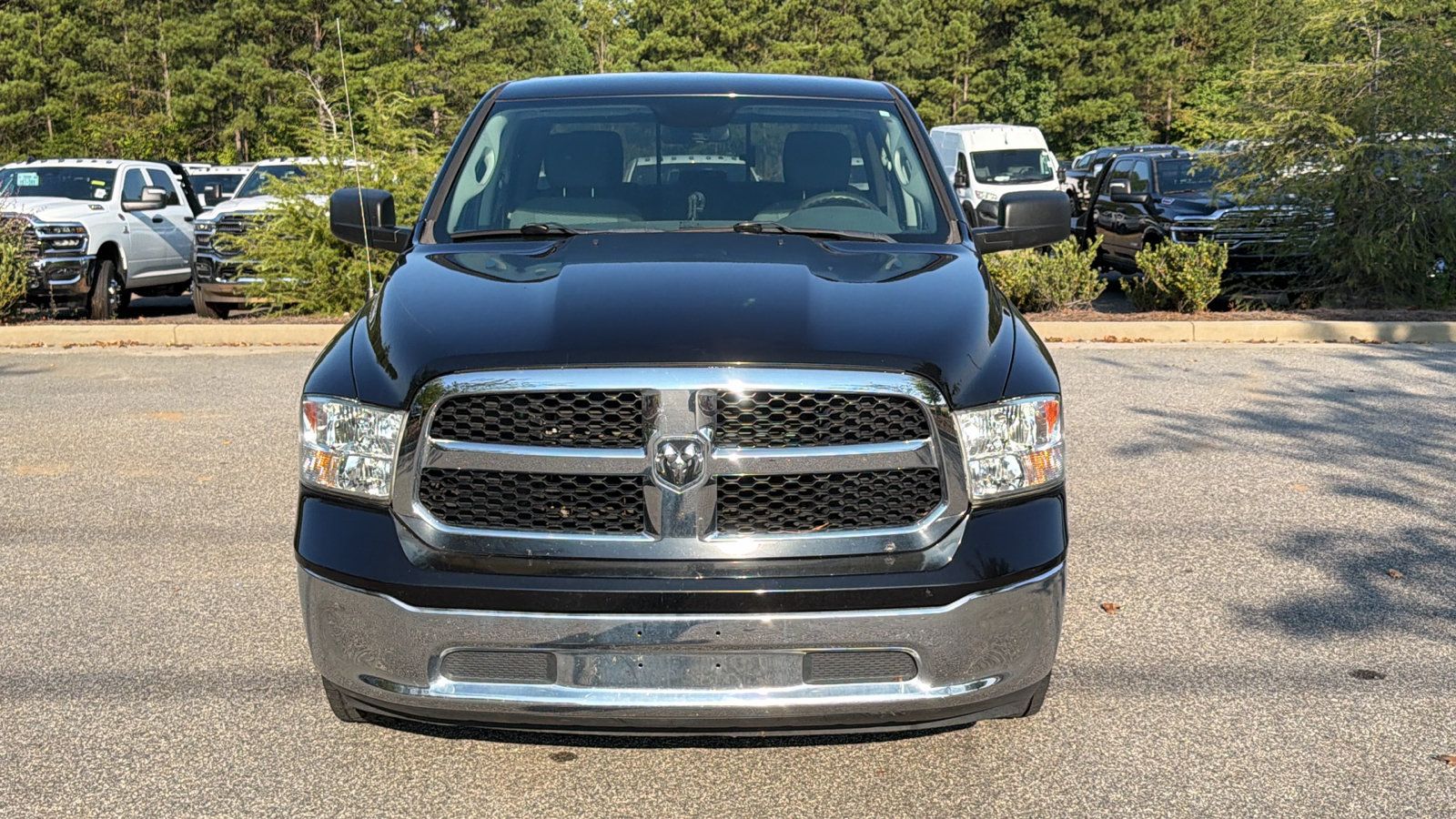 Used 2019 RAM 1500 Classic SLT RWD image 3