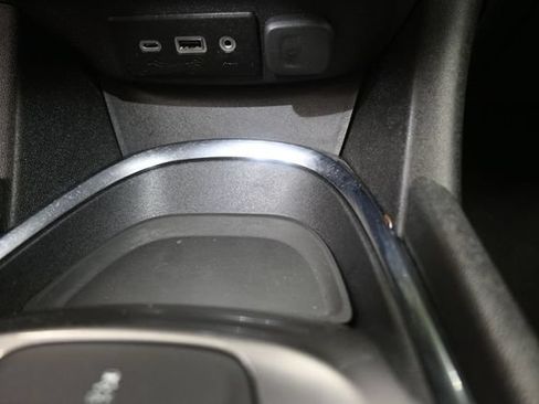 Used 2023 Chevrolet Malibu LT FWD image 9