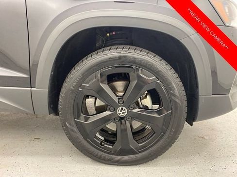 Used 2025 Volkswagen Taos SEL w/ Black Wheel Plus Package AWD/4WD image 8