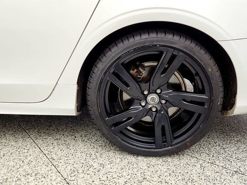 Used 2020 Volvo S90 T6 R-Design w/ Protection Package Premier image 9