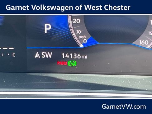 Certified 2024 Volkswagen Tiguan SE R-Line AWD/4WD image 20