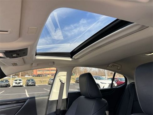 Used 2019 Lexus ES 350 image 20