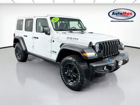 Used 2023 Jeep Wrangler Unlimited w/ Cold Weather Group AWD/4WD image 1