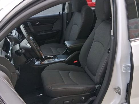 Used 2016 Chevrolet Traverse LT w/ Traveler's Package image 26