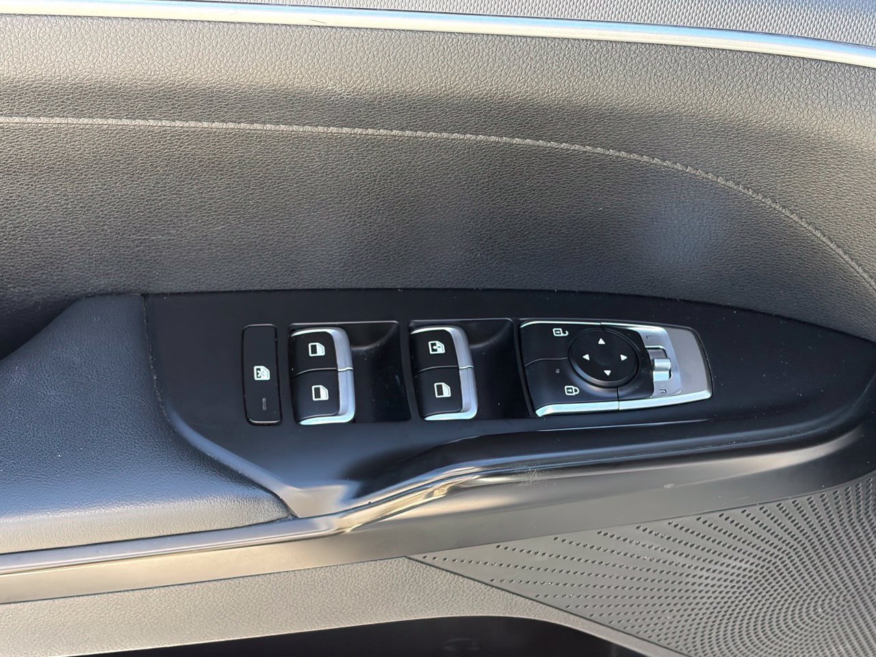 Used 2023 Kia K5 LXS FWD image 6
