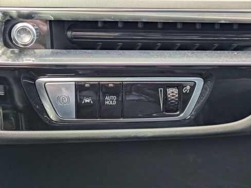 Certified 2024 Cadillac Lyriq Tech w/ Driver Assist Package image 28