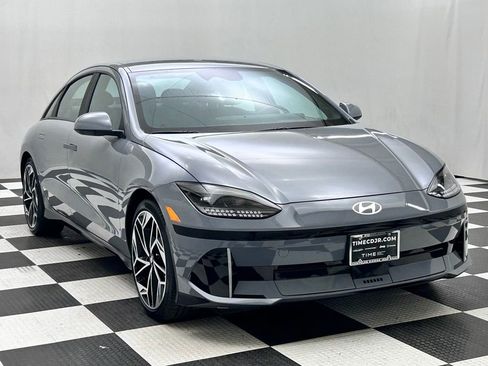 Used 2023 Hyundai Ioniq 6 SEL AWD/4WD image 2