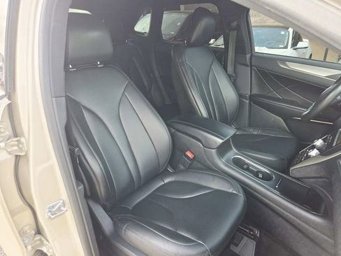 Used 2017 Lincoln MKC Premiere FWD image 15