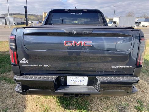 New 2026 GMC Sierra EV Elevation image 5
