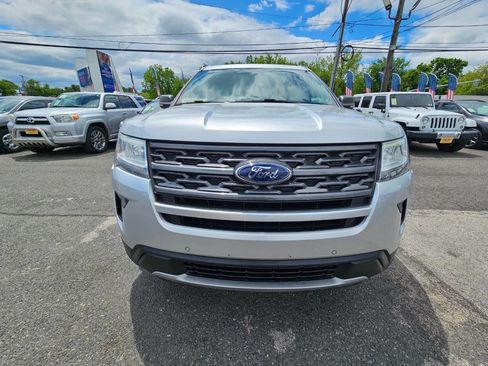 Used 2017 Ford Explorer Platinum AWD/4WD image 8