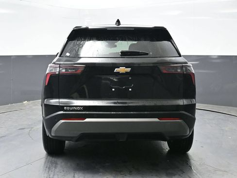 Used 2025 Chevrolet Equinox LT FWD image 10