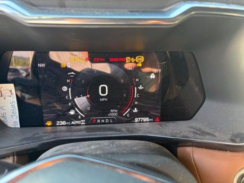 Used 2023 GMC Canyon AT4 w/ AT4 Premium Package image 4