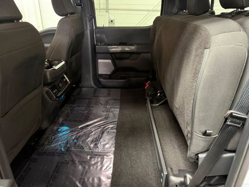 Certified 2022 Ford F150 XLT w/ Equipment Group 302A High image 10