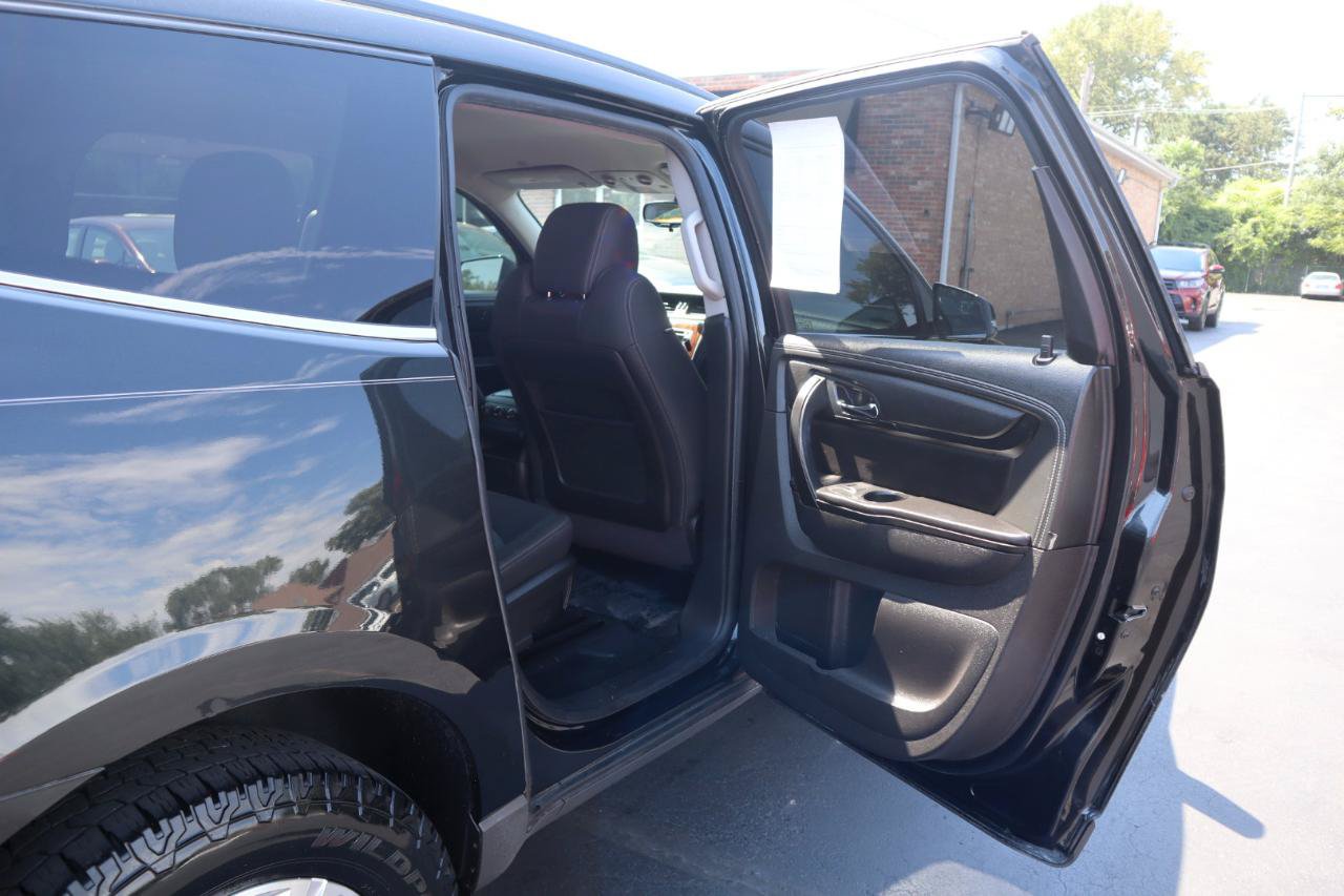 Used 2014 Chevrolet Traverse LT FWD image 13