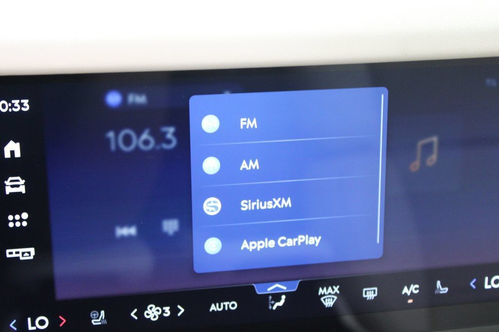 New 2027 Lincoln Navigator Premiere RWD image 50